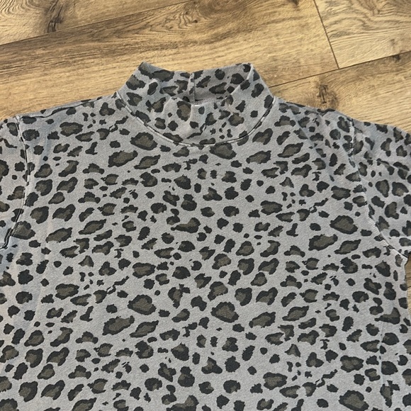 Sundry Sweatshirt - Picture 1 of 3